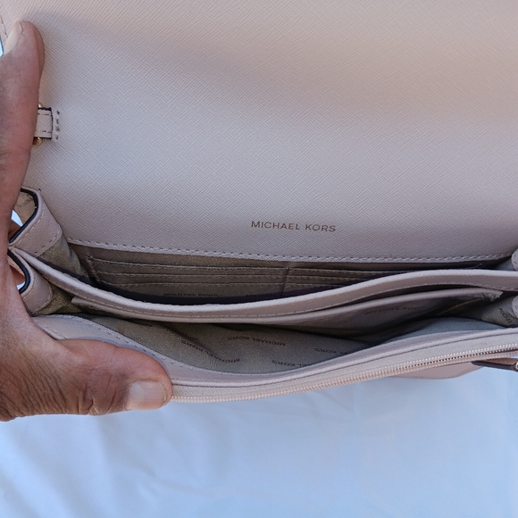 Handbag - Picture 15 of 16